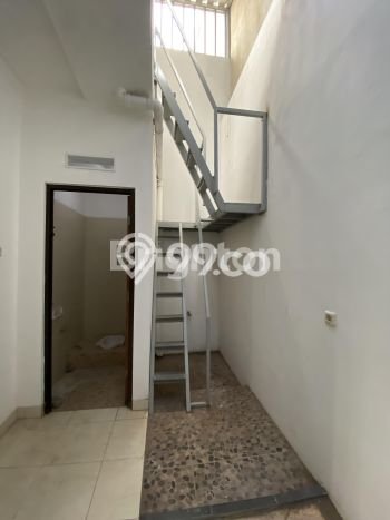 Dijual Hunian Rumah Terawat 3 Kamar di Harapan Indah, Bekasi Dijual Hunian Rumah Terawat 3 Kamar di Harapan Indah, Bekasi