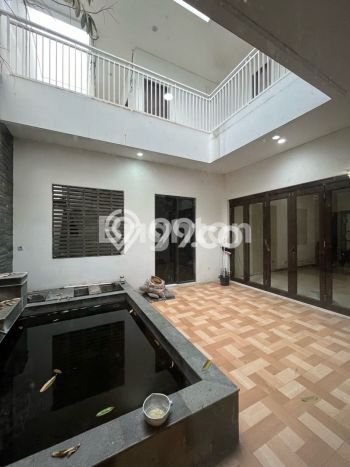 Rumah Elit Modern Tanpa Renovasi di Harapan Indah Bekasi Rumah Elit Modern Tanpa Renovasi di Harapan Indah Bekasi