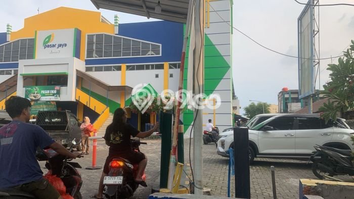 Rumah Eksklusif Siap Huni LT 377m2 di Jatinegara, Jakarta Timur Rumah Eksklusif Siap Huni LT 377m2 di Jatinegara, Jakarta Timur