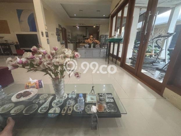 For Sale! Luxury House LT 1830m2 Desain Elegan di Bekasi Kota For Sale! Luxury House LT 1830m2 Desain Elegan di Bekasi Kota