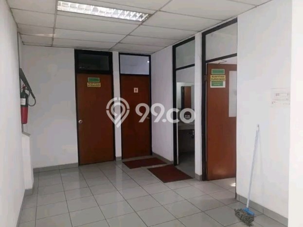 Area Strategis! Disewakan Gudang Lokasi Lippo Cikarang, Cikarang Cocok untuk Bisnis Area Strategis! Disewakan Gudang Lokasi Lippo Cikarang, Cikarang Cocok untuk Bisnis