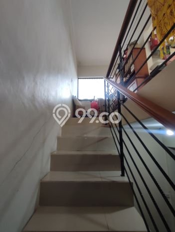 Rumah Mewah LB 207m2 Siap Pakai Desain Elegan di Cipinang, Jakarta Timur Rumah Mewah LB 207m2 Siap Pakai Desain Elegan di Cipinang, Jakarta Timur