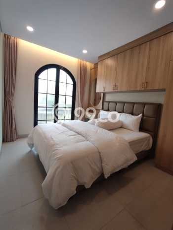 Siap Huni Rumah Mewah 4 Kamar di Kebayoran Lama Dekat ke Mana Pun Siap Huni Rumah Mewah 4 Kamar di Kebayoran Lama Dekat ke Mana Pun