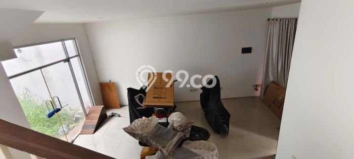 Jual Rumah Mewah Elegan Dengan View Eksklusif di Pegadungan, Jakarta Barat Jual Rumah Mewah Elegan Dengan View Eksklusif di Pegadungan, Jakarta Barat