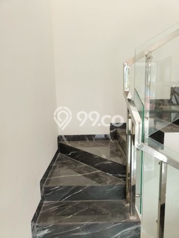 Hunian Elit LB 302m2 Siap Pakai Desain Elegan di Kalideres, Jakarta Barat Hunian Elit LB 302m2 Siap Pakai Desain Elegan di Kalideres, Jakarta Barat