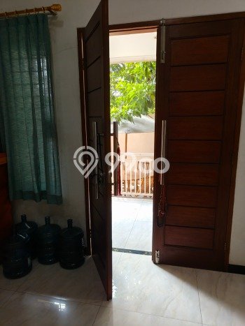 Rumah Mewah LB 320m2 Siap Pakai Desain Elegan di Kalideres, Jakarta Barat Rumah Mewah LB 320m2 Siap Pakai Desain Elegan di Kalideres, Jakarta Barat