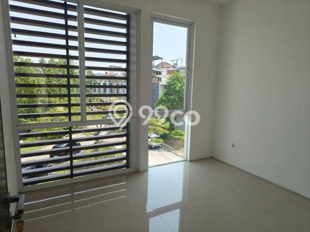 Hunian Elit LB 160m2 Siap Pakai Desain Elegan di Kalideres, Jakarta Barat Hunian Elit LB 160m2 Siap Pakai Desain Elegan di Kalideres, Jakarta Barat