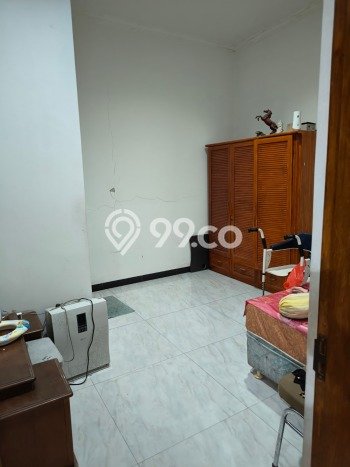 Rumah Mewah LB 320m2 Siap Pakai Desain Elegan di Kalideres, Jakarta Barat Rumah Mewah LB 320m2 Siap Pakai Desain Elegan di Kalideres, Jakarta Barat