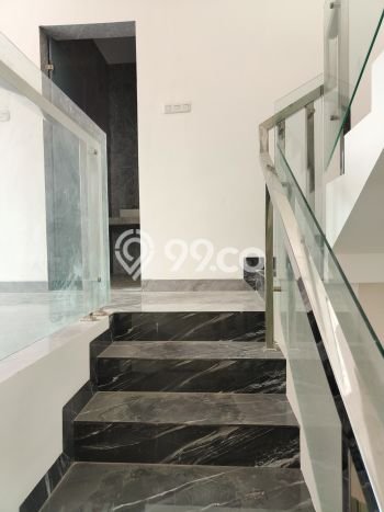Hunian Elit LB 302m2 Siap Pakai Desain Elegan di Kalideres, Jakarta Barat Hunian Elit LB 302m2 Siap Pakai Desain Elegan di Kalideres, Jakarta Barat