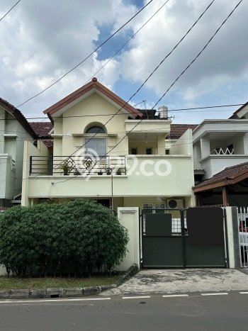 Dijual Hunian Rumah Terawat 5 Kamar di Semanan, Jakarta Barat Dijual Hunian Rumah Terawat 5 Kamar di Semanan, Jakarta Barat