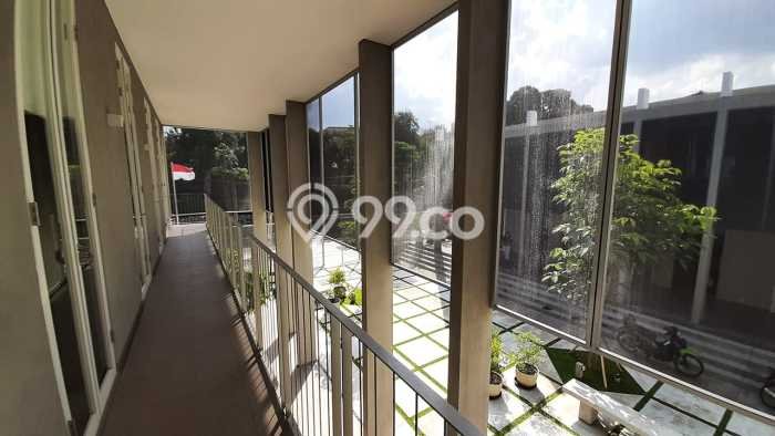 Unit Kantor Dijual di Coblong Bandung Luas Tanah 995m2, Luas Bangunan 517m2 Unit Kantor Dijual di Coblong Bandung Luas Tanah 995m2, Luas Bangunan 517m2