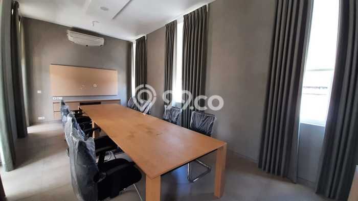 Unit Kantor Dijual di Coblong Bandung Luas Tanah 995m2, Luas Bangunan 517m2 Unit Kantor Dijual di Coblong Bandung Luas Tanah 995m2, Luas Bangunan 517m2