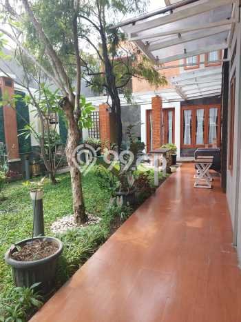 Hunian Eksklusif Dijual LT 320m2 di Batununggal, Bandung Hunian Eksklusif Dijual LT 320m2 di Batununggal, Bandung