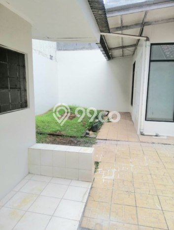 Hunian Elit LB 200m2 Siap Huni Desain Elegan di Legenda Wisata, Jakarta Timur Hunian Elit LB 200m2 Siap Huni Desain Elegan di Legenda Wisata, Jakarta Timur