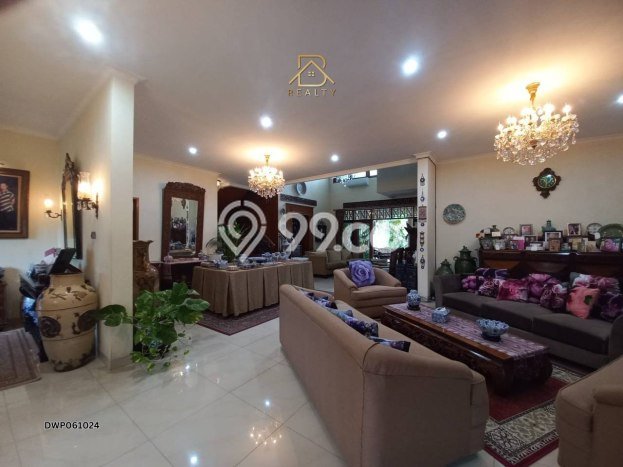 Dijual Hunian Mewah dengan Fasilitas Sekitar Komplit di Pancoran, Jakarta Selatan Dijual Hunian Mewah dengan Fasilitas Sekitar Komplit di Pancoran, Jakarta Selatan