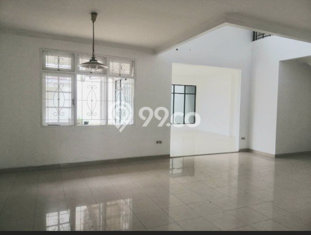 Hunian Elit LB 200m2 Siap Huni Desain Elegan di Legenda Wisata, Jakarta Timur Hunian Elit LB 200m2 Siap Huni Desain Elegan di Legenda Wisata, Jakarta Timur