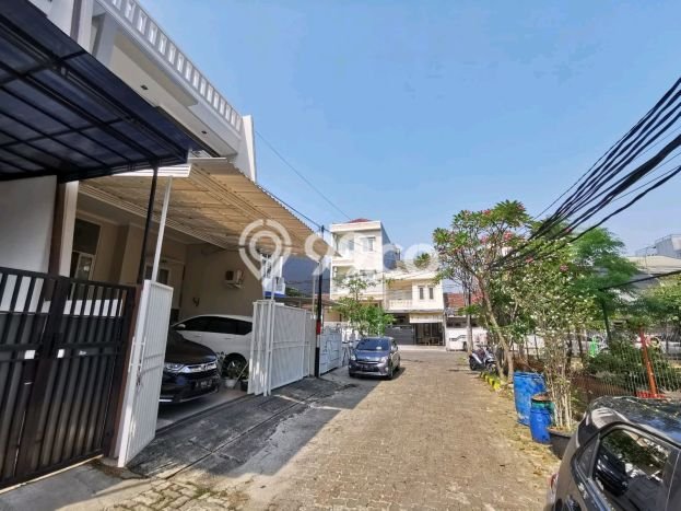 Ready to Use! Premium House LT 140m2 Desain Elegan di Sunter Ready to Use! Premium House LT 140m2 Desain Elegan di Sunter