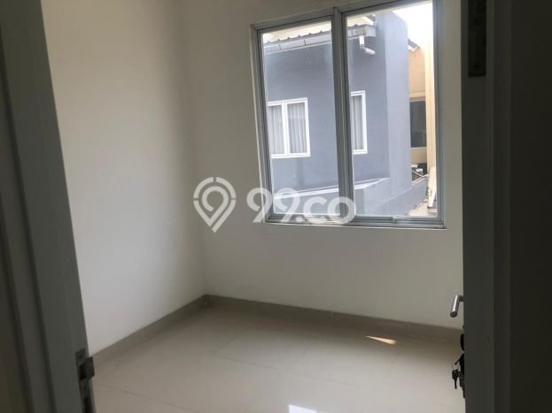 Rumah Eksklusif Siap Huni LT 170m2 di Cakung, Jakarta Timur Rumah Eksklusif Siap Huni LT 170m2 di Cakung, Jakarta Timur
