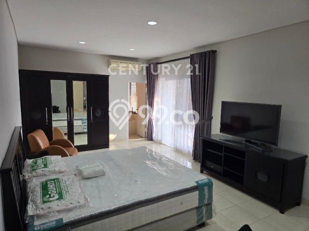 Lokasi strategis! Rumah siap pakai dikontrakkan di Lippo Cikarang LB 240m2 Lokasi strategis! Rumah siap pakai dikontrakkan di Lippo Cikarang LB 240m2