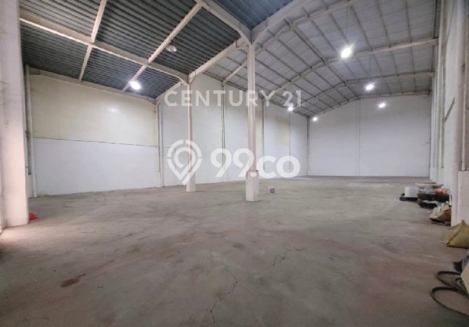 Gudang untuk Disewa di Pusat Bekasi Luas Bangunan 611m2 Gudang untuk Disewa di Pusat Bekasi Luas Bangunan 611m2