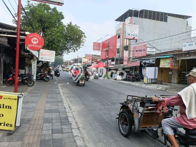 Ruko Dijual Lokasi Stratagis di Karawaci Tangerang Cocok untuk Bisnis Ruko Dijual Lokasi Stratagis di Karawaci Tangerang Cocok untuk Bisnis