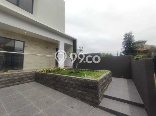 For Sale! Premium House LT 200m2 Desain Modern di Setiabudi For Sale! Premium House LT 200m2 Desain Modern di Setiabudi