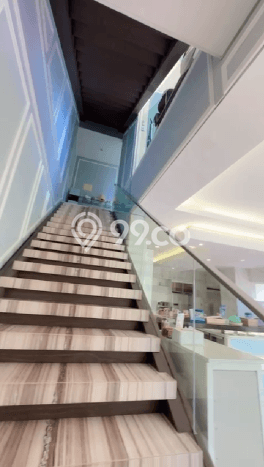 Jual Rumah Mewah Elegan Dengan View Eksklusif di Dago, Bandung Jual Rumah Mewah Elegan Dengan View Eksklusif di Dago, Bandung