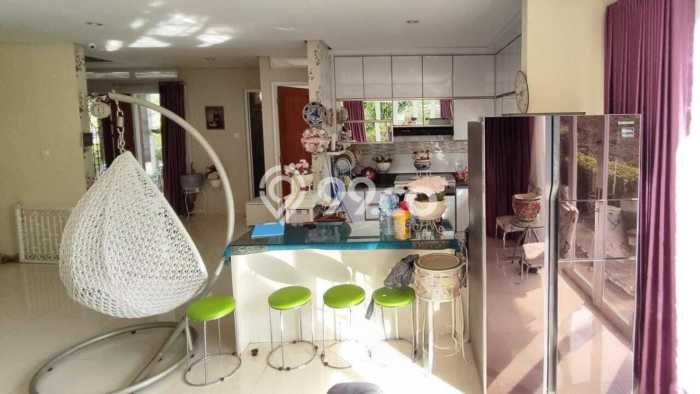 Dijual Rumah Luas Megah Dengan View Cantik di Resor Dago Pakar, Bandung Dijual Rumah Luas Megah Dengan View Cantik di Resor Dago Pakar, Bandung
