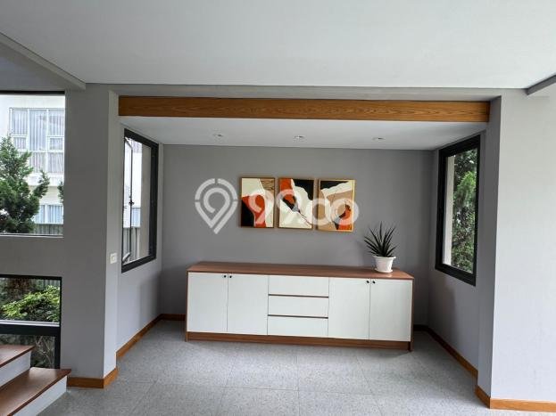 Rumah Luxury Modern Siap Huni di Dago Bandung Rumah Luxury Modern Siap Huni di Dago Bandung