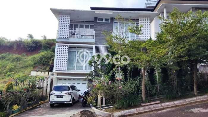 Dijual Rumah Luas Megah Dengan View Cantik di Resor Dago Pakar, Bandung Dijual Rumah Luas Megah Dengan View Cantik di Resor Dago Pakar, Bandung