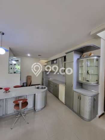 Ready to Use! Luxury House LT 161m2 Desain Modern di Cigadung Ready to Use! Luxury House LT 161m2 Desain Modern di Cigadung