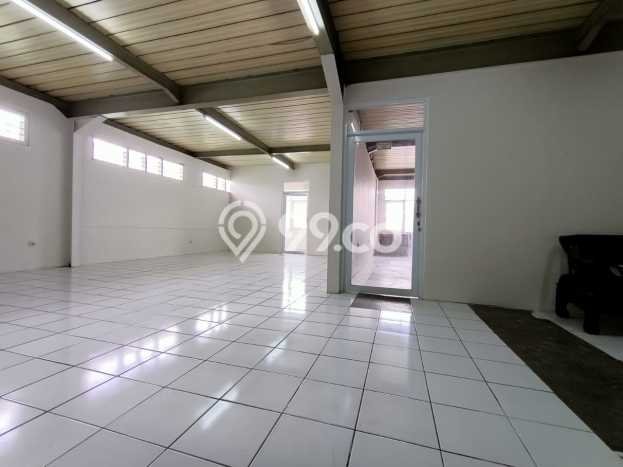 Gudang Bagus Dijual LB 636m2 Lokasi Strategis Bandung Area Cocok untuk Berbisnis Gudang Bagus Dijual LB 636m2 Lokasi Strategis Bandung Area Cocok untuk Berbisnis