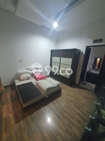 Rumah Elit Modern Tanpa Renovasi di Singgasana Bandung Rumah Elit Modern Tanpa Renovasi di Singgasana Bandung