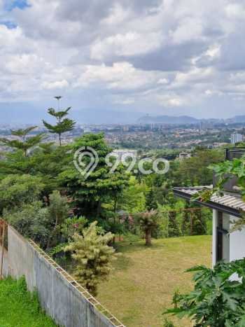 Dijual Rumah Mewah Megah Dengan View Eksklusif di Dago, Bandung Dijual Rumah Mewah Megah Dengan View Eksklusif di Dago, Bandung