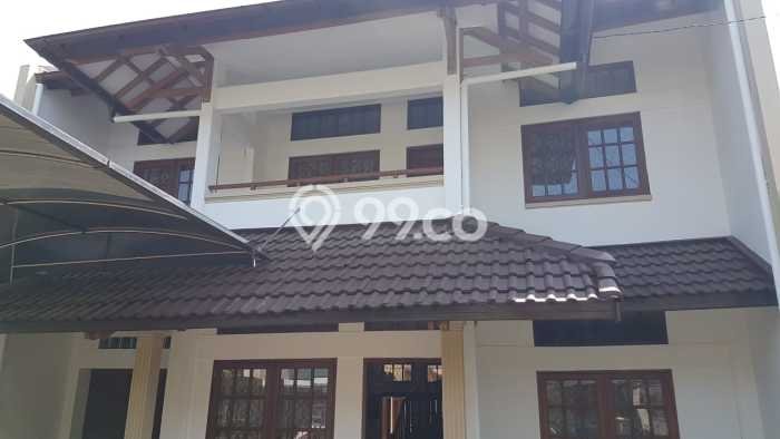 Ready to Use! Luxury House LT 260m2 Desain Modern di Setra Murni Ready to Use! Luxury House LT 260m2 Desain Modern di Setra Murni