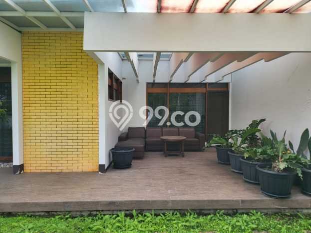 For Sale! Premium House LT 617m2 Desain Modern di Setra Sari For Sale! Premium House LT 617m2 Desain Modern di Setra Sari