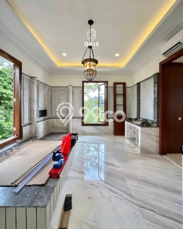 Jual Rumah Mewah Elegan Dengan View Cantik di Kemang, Jakarta Selatan Jual Rumah Mewah Elegan Dengan View Cantik di Kemang, Jakarta Selatan