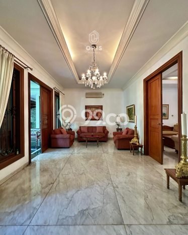 Siap Huni Rumah Mewah 4 Kamar di Kebayoran Baru Dekat ke Mana Saja Siap Huni Rumah Mewah 4 Kamar di Kebayoran Baru Dekat ke Mana Saja