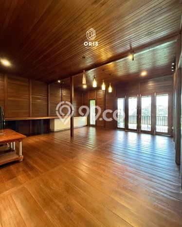 Hunian Mewah LB 700m2 Siap Huni Desain Elegan di Pondok Indah, Jakarta Selatan Hunian Mewah LB 700m2 Siap Huni Desain Elegan di Pondok Indah, Jakarta Selatan