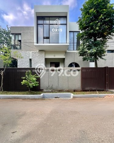 Rumah Eksklusif Siap Huni LT 204m2 di Cilandak, Jakarta Selatan Rumah Eksklusif Siap Huni LT 204m2 di Cilandak, Jakarta Selatan