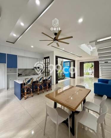Rumah Eksklusif Dijual LT 107m2 di Cilandak, Jakarta Selatan Rumah Eksklusif Dijual LT 107m2 di Cilandak, Jakarta Selatan