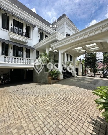 Rumah Elit Modern Tanpa Renovasi di Kemang Jakarta Selatan Rumah Elit Modern Tanpa Renovasi di Kemang Jakarta Selatan
