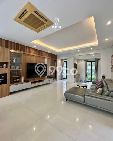 Ready to Use! Luxury House LT 364m2 Desain Modern di Mega Kuningan Ready to Use! Luxury House LT 364m2 Desain Modern di Mega Kuningan
