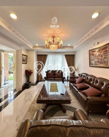 Ready to Use! Premium House LT 688m2 Desain Modern di Simprug Ready to Use! Premium House LT 688m2 Desain Modern di Simprug