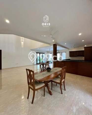 Rumah Luxury Modern Tanpa Renovasi di Pejaten Jakarta Selatan Rumah Luxury Modern Tanpa Renovasi di Pejaten Jakarta Selatan