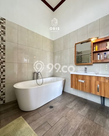 Dijual Rumah Luas Megah Dengan View Cantik di Sektor 5 - Bintaro, Tangerang Selatan Dijual Rumah Luas Megah Dengan View Cantik di Sektor 5 - Bintaro, Tangerang Selatan
