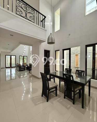 Hunian Elit LB 577m2 Siap Pakai Desain Elegan di Kemang, Jakarta Selatan Hunian Elit LB 577m2 Siap Pakai Desain Elegan di Kemang, Jakarta Selatan