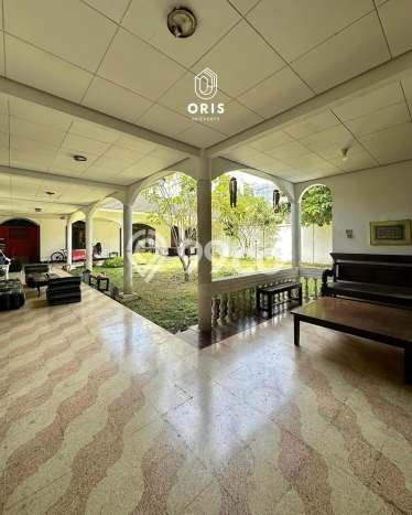Rumah Luxury Modern Tanpa Renovasi di Lebak Bulus Jakarta Selatan Rumah Luxury Modern Tanpa Renovasi di Lebak Bulus Jakarta Selatan