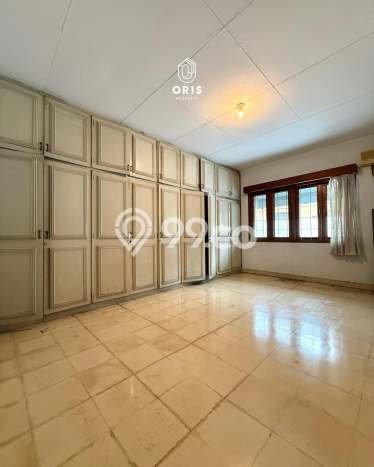Rumah Mewah Dijual LT 510m2 di Kebayoran Baru, Jakarta Selatan Rumah Mewah Dijual LT 510m2 di Kebayoran Baru, Jakarta Selatan