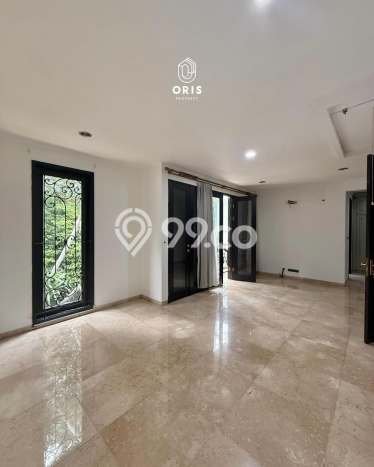Hunian Eksklusif Dijual LT 314m2 di Kebayoran Baru, Jakarta Selatan Hunian Eksklusif Dijual LT 314m2 di Kebayoran Baru, Jakarta Selatan